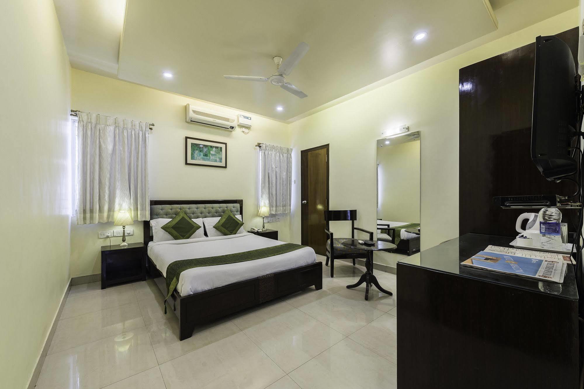 Olive Zip Rest House Road By Embassy Group Bangalore Exterior foto